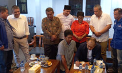 Arie – Sumarno Lakukan Konsolidasi Bersama Parpol Pengusung dalam Pilkada 2024