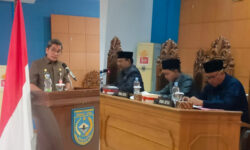 Penyampaian Nota Pengantar Bupati atas 3 Raperda