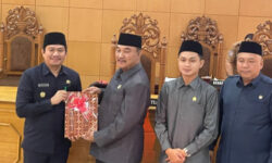 Arie Septia Adinata, SE., M.AP., Sampaikan Nota Pengantar Raperda Pembentukan dan Susunan Perangkat Daerah