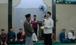 Bupati Bengkulu Utara Gelar Safari Ramadhan, Salurkan Bantuan di Masjid Nurul Huda Pinang Raya
