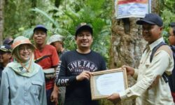 Kades Renaldi Apresiasi, kepada Bupati dan Direktur PUPS RI. Adanya Program Adopsi Hutan Lemo Nakai