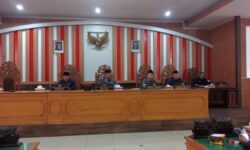 7 Fraksi Setujui Jadi Perda, Rapat Paripurna DPRD BU Agenda Pertanggungjawaban Pelaksanaan APBD Tahun 2024