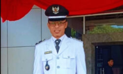 Kepala Desa Amir Hamzah A,md, beserta jajarannya mengucapkan selamat HUT Ri Ke-80
