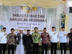 Bupati Arie Septia Adinata Hadiri Tabligh Akbar dan Haflah Akhirussanah Kelas VI Angkatan 14 SDIT Darul Fikri.