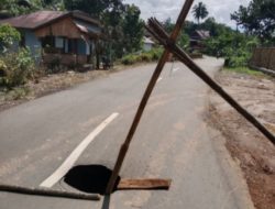 Waspada! Lubang Raksasa Menganga di Jalur Padang Bendar, Ancam Keselamatan Pengendara
