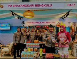 Dampingi Kapolda Bengkulu, Kapolres dan Ketua Bhayangkari Bengkulu Utara Tinjau Bazar Nusantara 2026